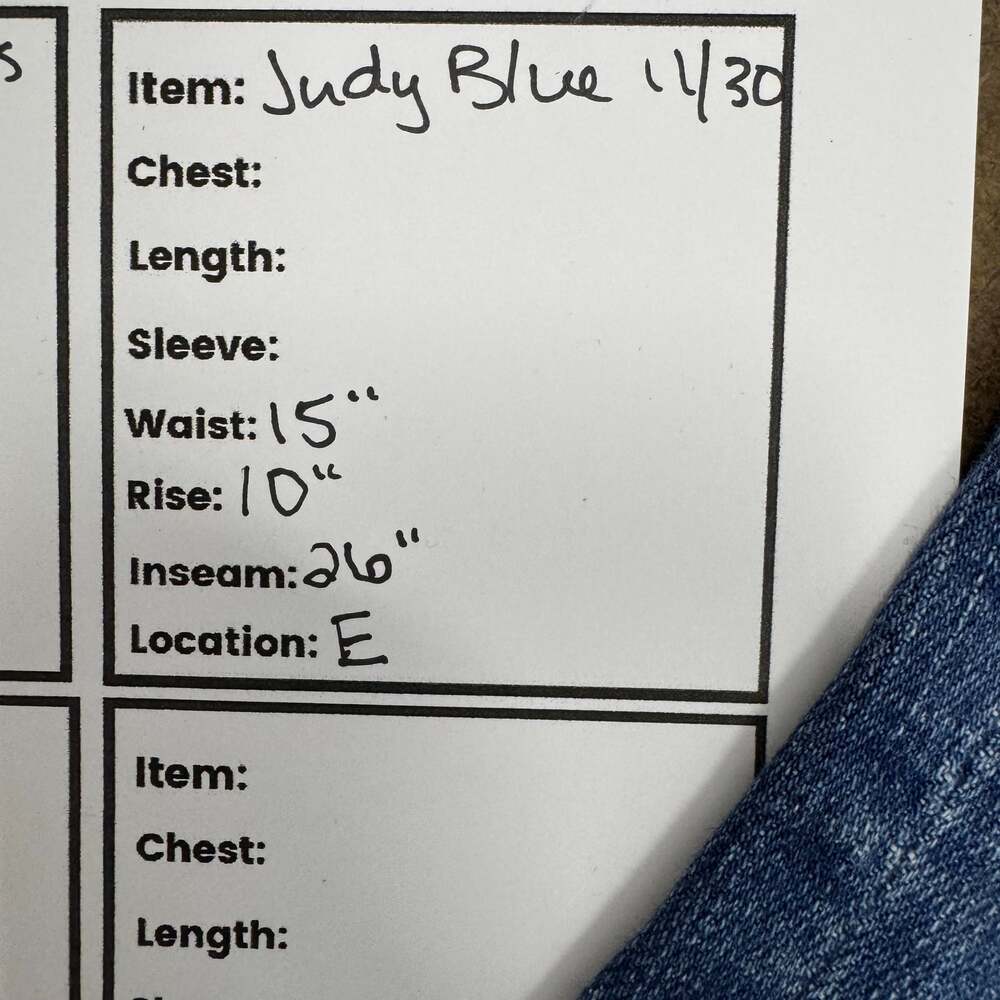 Judy Blue Distressed Blue Jeans Size 11/30 - Picture 7 of 7
